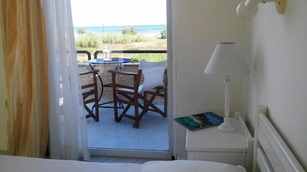 Villa Fleria Seaside Studios & Apts Gerani  Екстериор снимка