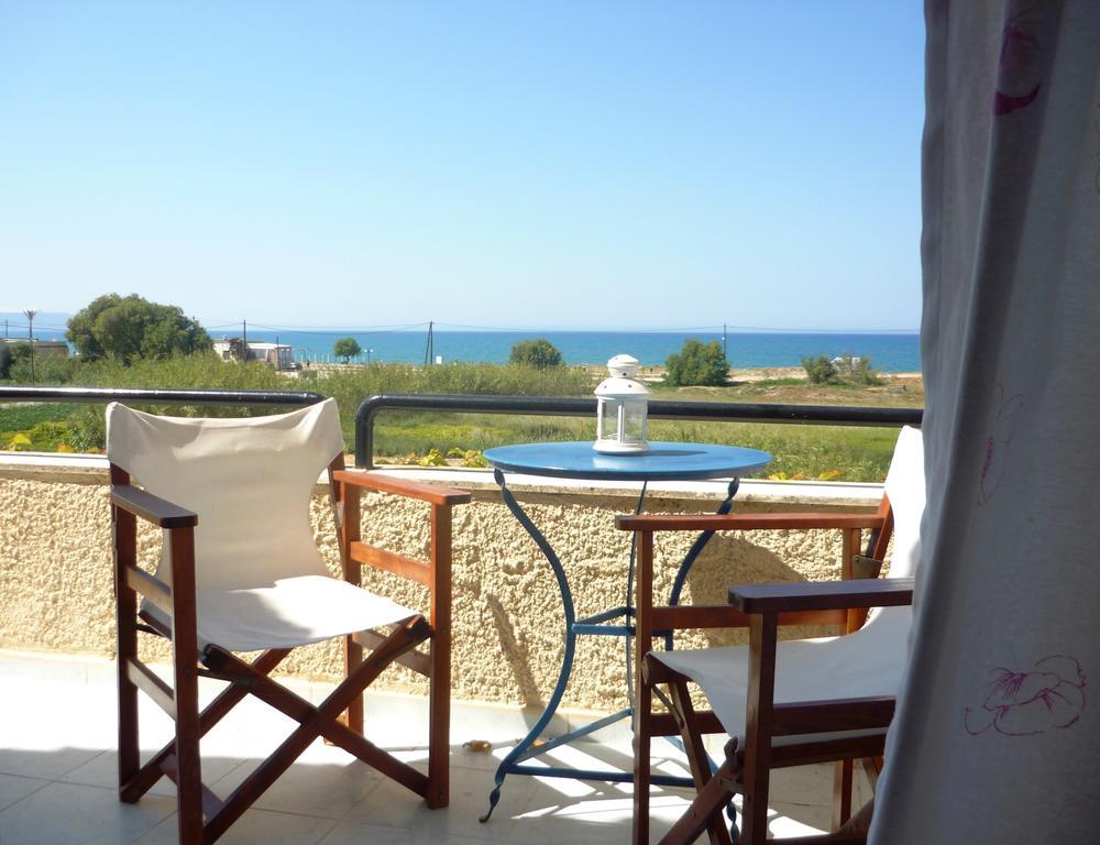 Villa Fleria Seaside Studios & Apts Gerani  Стая снимка